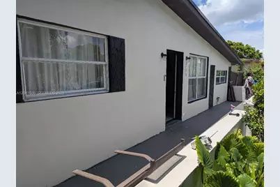3206 SW 47th Ave, West Park, FL 33023 - Photo 1