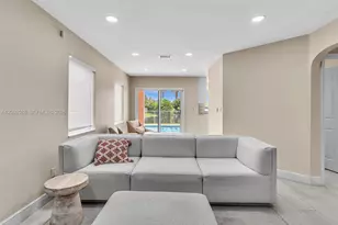 1385 NW 192nd Terrace, Pembroke Pines, FL 33029 - Photo 18