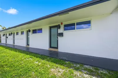 2209 SW 61st Ave, Miramar, FL 33023 - Photo 6
