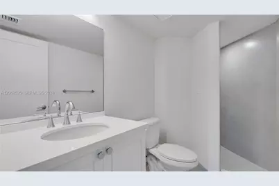 555 NE 34th St #1801, Miami, FL 33137 - Photo 38