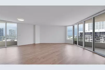 555 NE 34th St #1910, Miami, FL 33137 - Photo 14