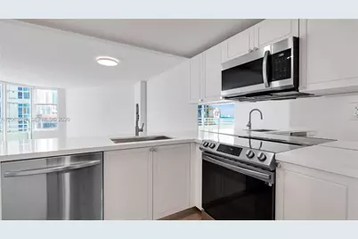 555 NE 34th St #1409, Miami, FL 33137 - Photo 10