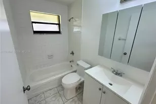 5637 Taft St, Hollywood, FL 33021 - Photo 8