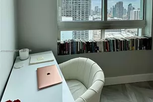 1900 N Bayshore Dr, Miami, FL 33132 - Photo 6