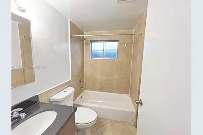 1034 Lenox Ave #10, Miami Beach, FL 33139 - Photo 8