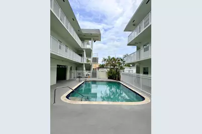 12890 NE 8th Ave #304, North Miami, FL 33161 - Photo 2