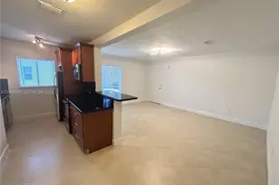 2880 Pine Tree Dr, Miami Beach, FL 33140 - Photo 10
