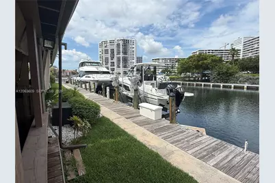 2645 S Parkview Dr #2645, Hallandale Beach, FL 33009 - Photo 20