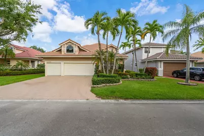11834 Highland Pl, Coral Springs, FL 33071 - Photo 2