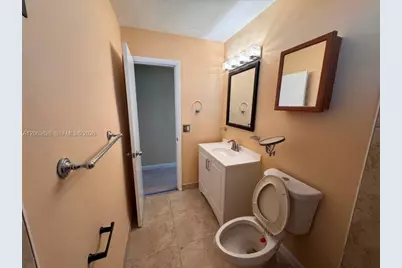 18331 NW 2nd Ct, Miami Gardens, FL 33169 - Photo 8
