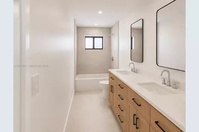 1141 NE 166th St, North Miami Beach, FL 33162 - Photo 10