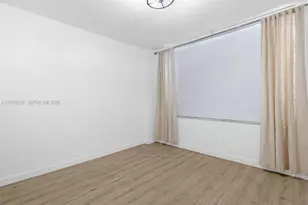 5700 Collins Ave, Miami Beach, FL 33140 - Photo 24