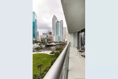 465 Brickell Ave #604, Miami, FL 33131 - Photo 6