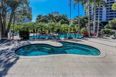 3300 NE 191st St #1610, Aventura, FL 33180 - Photo 32