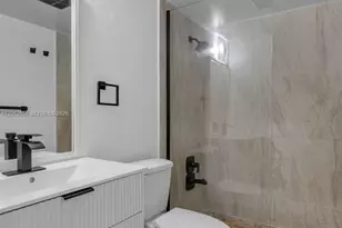 5168 NE 6th Ave, Oakland Park, FL 33334 - Photo 18