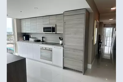 400 Sunny Isles Blvd #1401, Sunny Isles Beach, FL 33160 - Photo 18