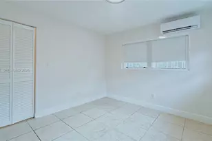 286 NW 39th St, Miami, FL 33127 - Photo 14