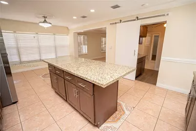 5613 Pierce St #1, Hollywood, FL 33021 - Photo 12