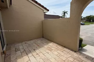 6445 NW 171st St, Hialeah, FL 33015 - Photo 4