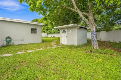 20340 NW 42nd Ave, Miami Gardens, FL 33055 - Photo 8