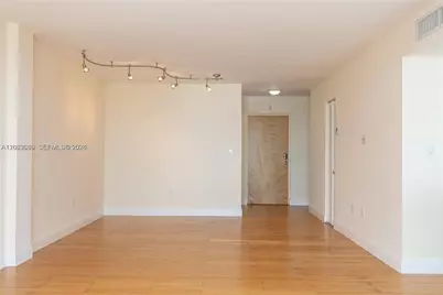 8100 Byron Ave #501, Miami Beach, FL 33141 - Photo 12
