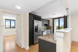 8100 Byron Ave, Miami Beach, FL 33141 - Photo 6