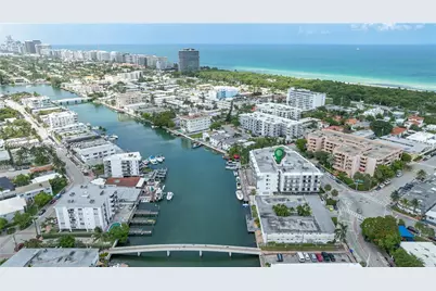 8100 Byron Ave #501, Miami Beach, FL 33141 - Photo 32