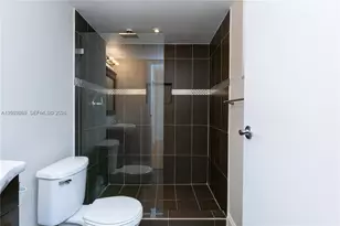 8100 Byron Ave, Miami Beach, FL 33141 - Photo 20