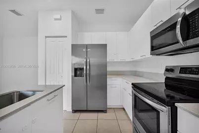 12429 NW 23rd Ct #12429, Miami, FL 33167 - Photo 18