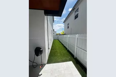 18618 SW 136th Ct, Miami, FL 33177 - Photo 20
