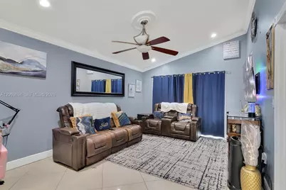 3740 Marlberry Ln, Miramar, FL 33025 - Photo 16