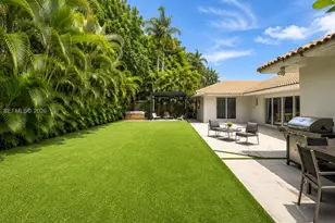 1835 NE 212th Terrace, Miami, FL 33179 - Photo 26