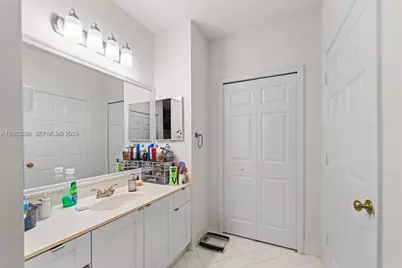 3220 NE 11th Dr, Homestead, FL 33033 - Photo 10
