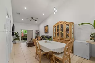 3220 NE 11th Dr, Homestead, FL 33033 - Photo 4