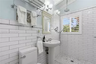 3721 NE 15th Ave, Oakland Park, FL 33334 - Photo 24