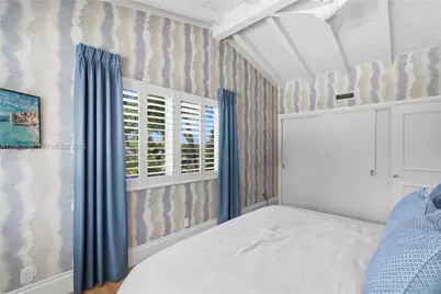 3721 NE 15th Ave, Oakland Park, FL 33334 - Photo 18