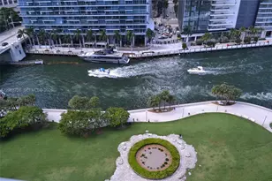 475 Brickell Ave, Miami, FL 33131 - Photo 4