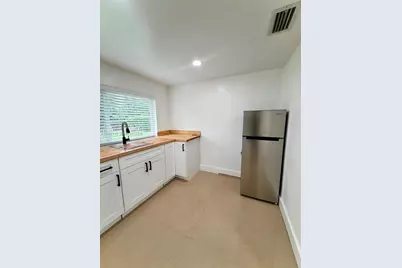 117 NE 115th St #1, Miami, FL 33161 - Photo 1