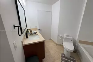 1111 SW 1st Ave, Miami, FL 33130 - Photo 16