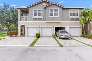 9052 Plymouth Pl, Tamarac, FL 33321 - Photo 32