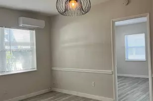 150 NE 59th St, Miami, FL 33137 - Photo 20