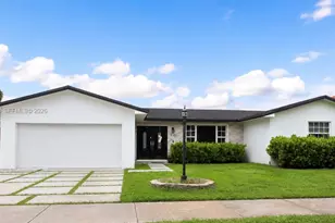 8121 SW 204th St, Cutler Bay, FL 33189 - Photo 1