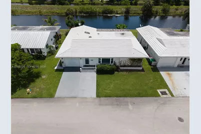 7100 NW 66th Ter, Tamarac, FL 33321 - Photo 2