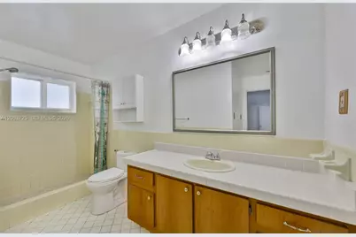 7100 NW 66th Ter, Tamarac, FL 33321 - Photo 14