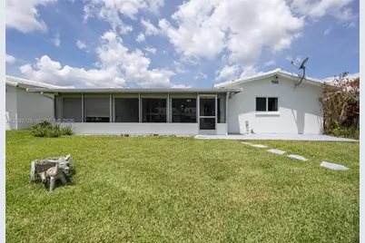 7100 NW 66th Ter, Tamarac, FL 33321 - Photo 26