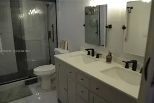 11554 NW 10th St, Pembroke Pines, FL 33026 - Photo 16