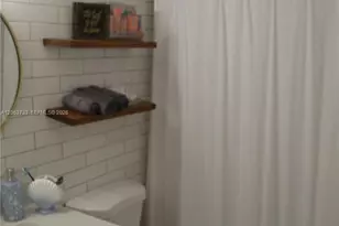 11554 NW 10th St, Pembroke Pines, FL 33026 - Photo 20