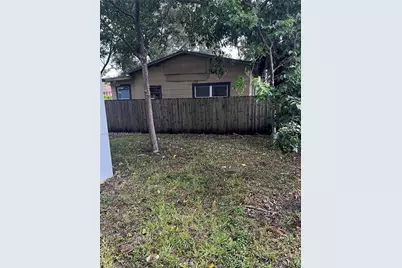 6301 NW 1st Pl, Miami, FL 33150 - Photo 10