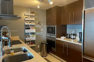 495 Brickell Ave, Miami, FL 33131 - Photo 10