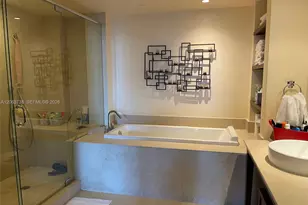 495 Brickell Ave, Miami, FL 33131 - Photo 22